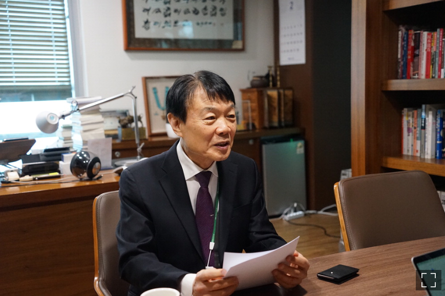 CEO_mk